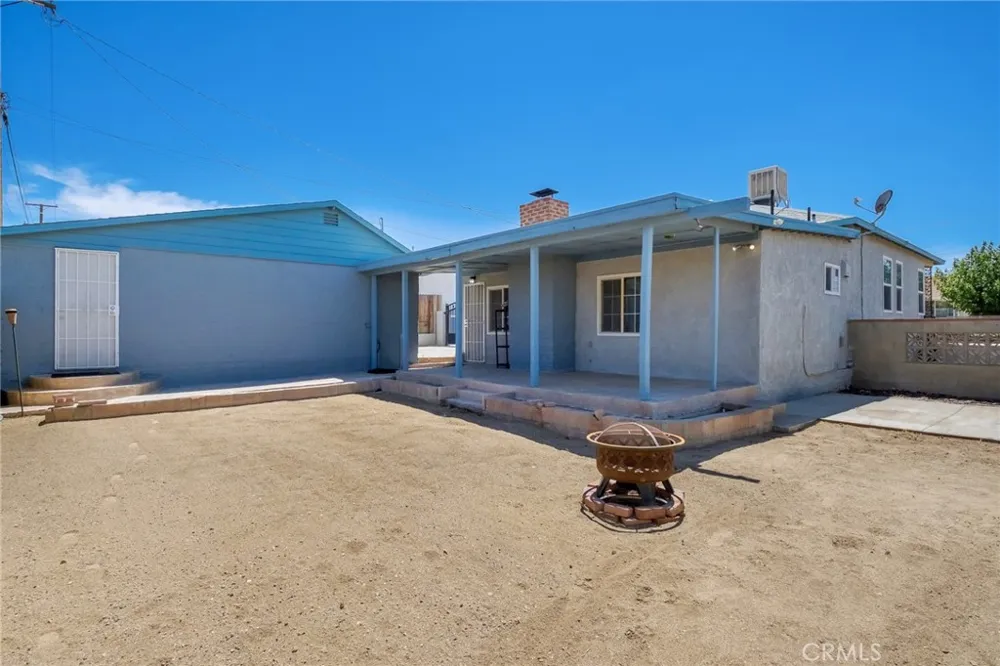 713 Mount Vernon Barstow, CA 92311