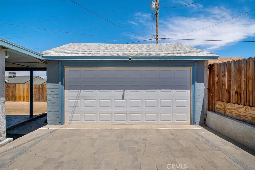 713 Mount Vernon Barstow, CA 92311