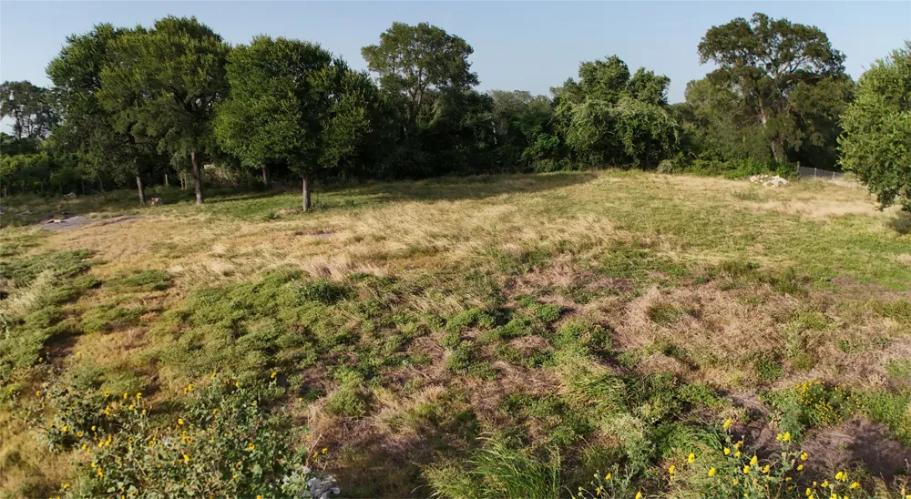 1505 Bastrop Highway Austin, TX 78742