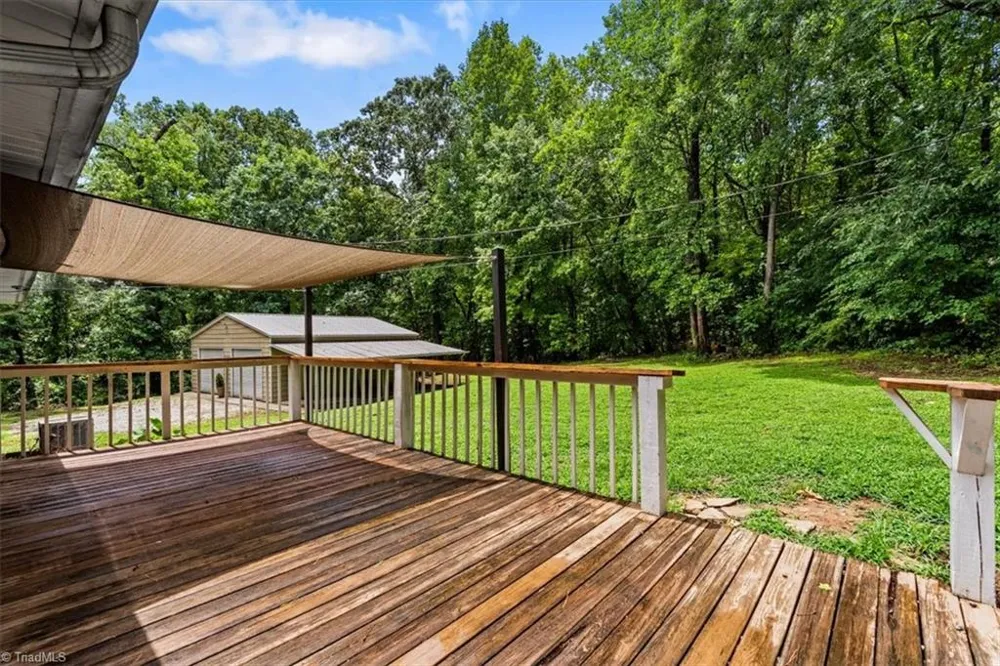 6630 Hunt Road Pleasant Garden, NC 27313