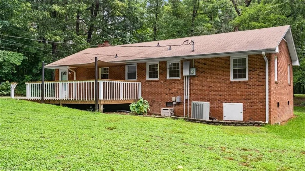 6630 Hunt Road Pleasant Garden, NC 27313
