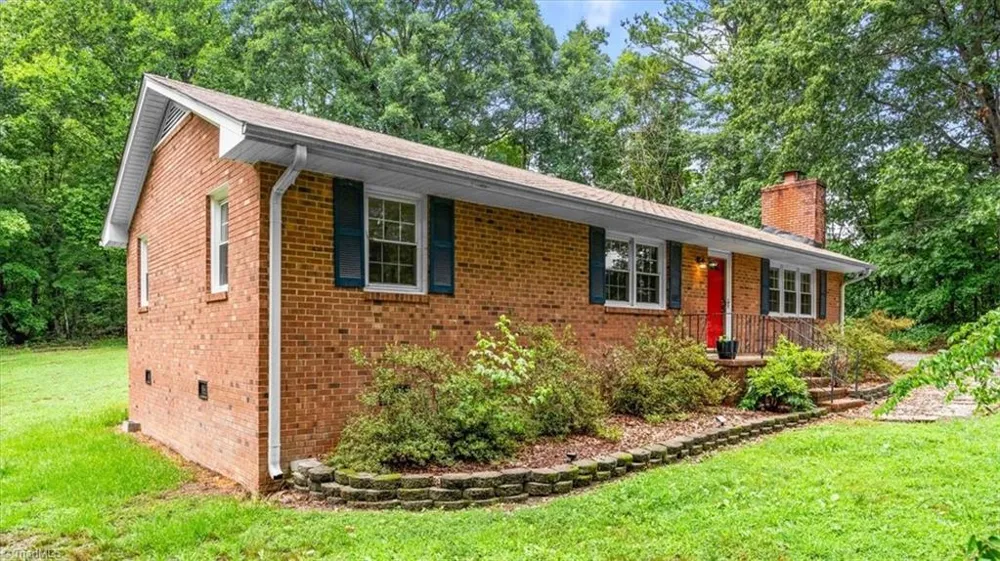 6630 Hunt Road Pleasant Garden, NC 27313