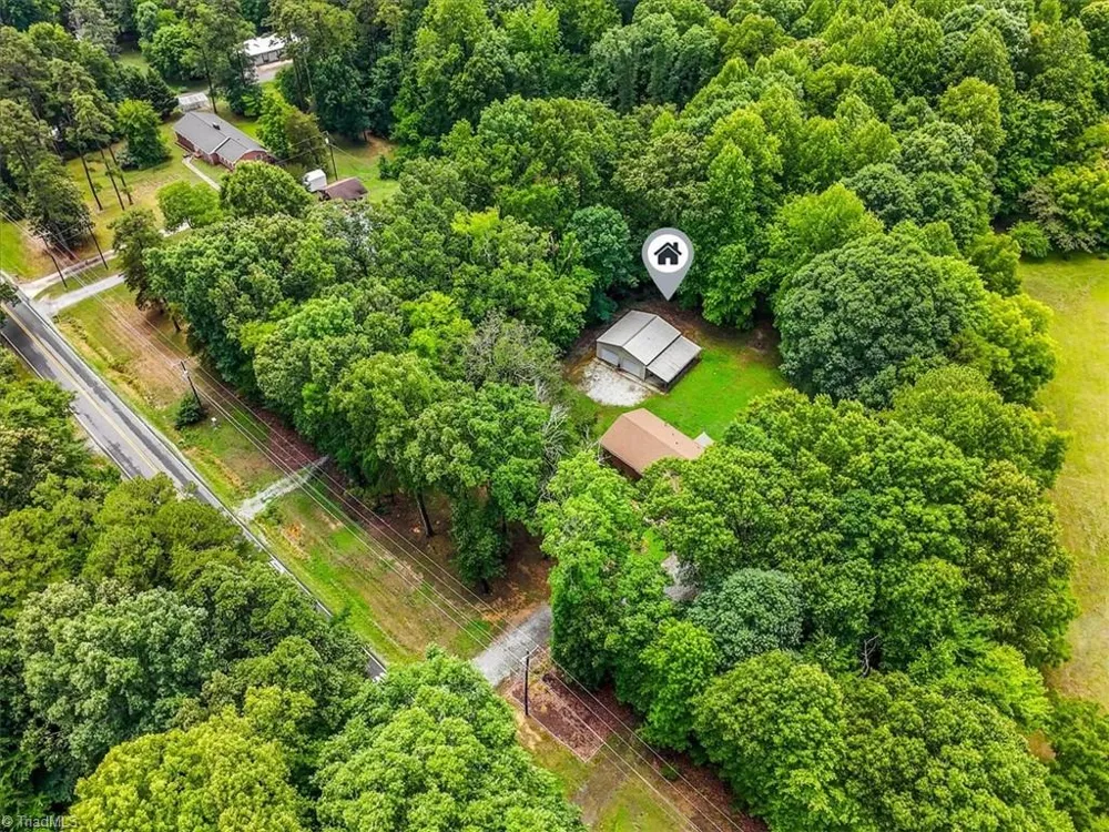 6630 Hunt Road Pleasant Garden, NC 27313