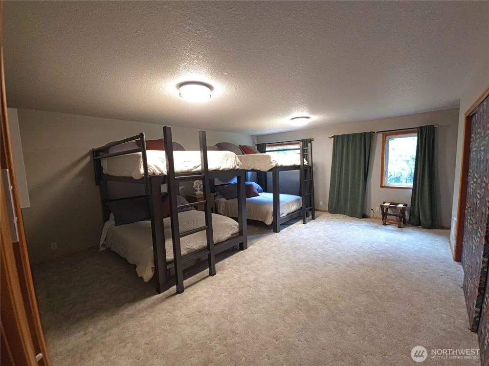 240 Stringtown Road Ilwaco, WA 98624