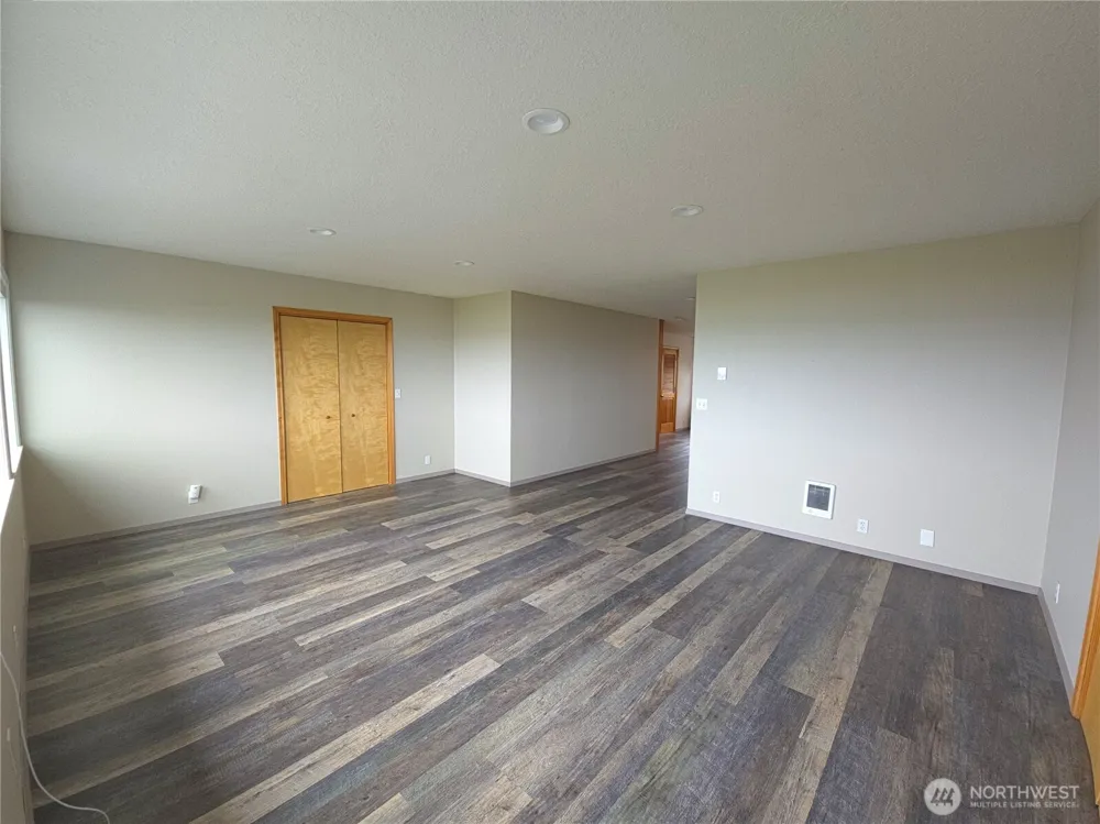 240 Stringtown Road Ilwaco, WA 98624