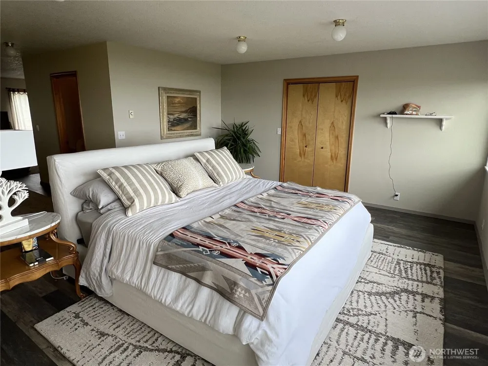 240 Stringtown Road Ilwaco, WA 98624