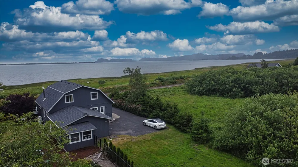240 Stringtown Road Ilwaco, WA 98624