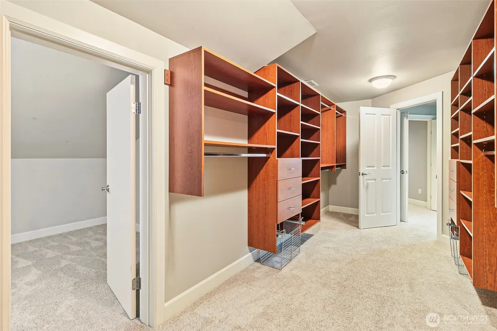 14225 SE 87th Place Newcastle, WA 98059