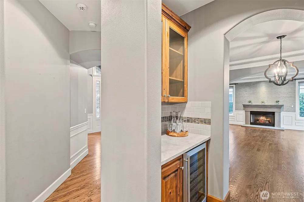 14225 SE 87th Place Newcastle, WA 98059