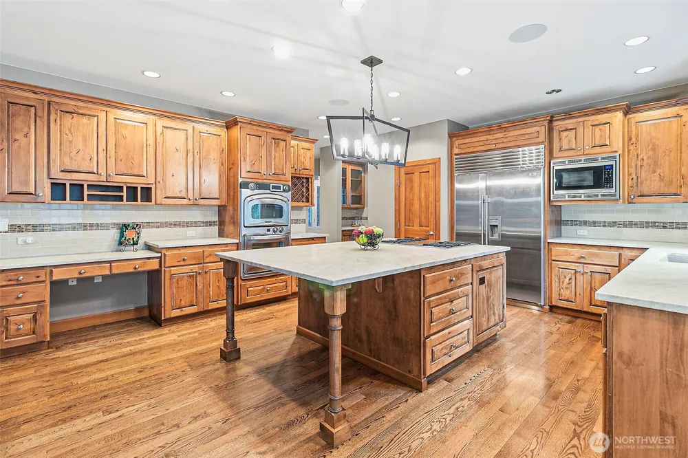 14225 SE 87th Place Newcastle, WA 98059