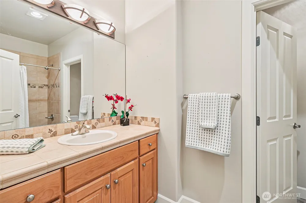 14225 SE 87th Place Newcastle, WA 98059