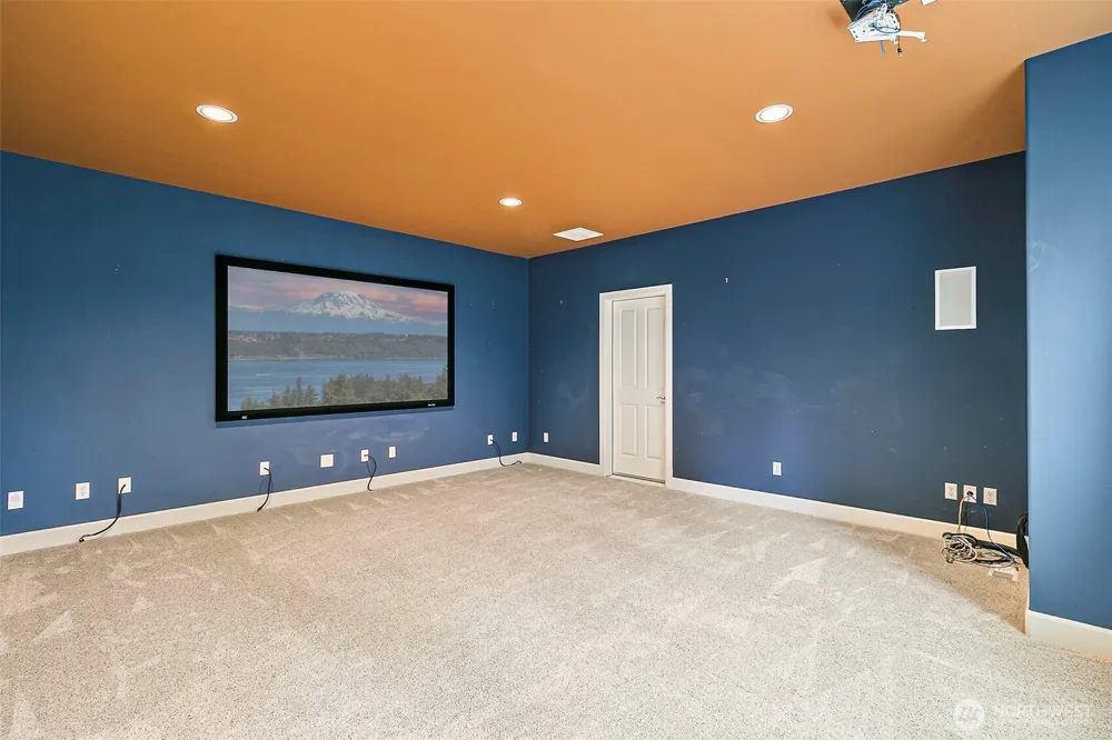 14225 SE 87th Place Newcastle, WA 98059