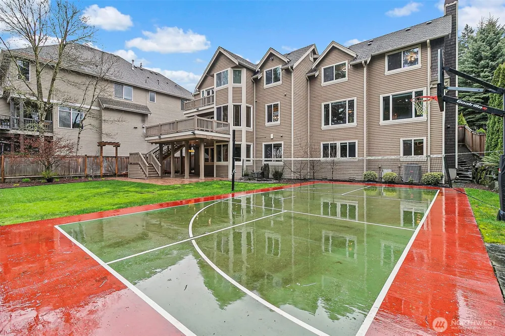 14225 SE 87th Place Newcastle, WA 98059
