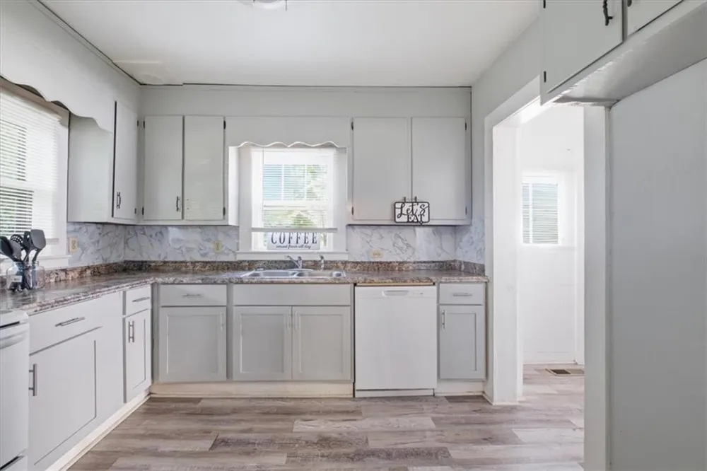 7 Grove Street Aragon, GA 30104