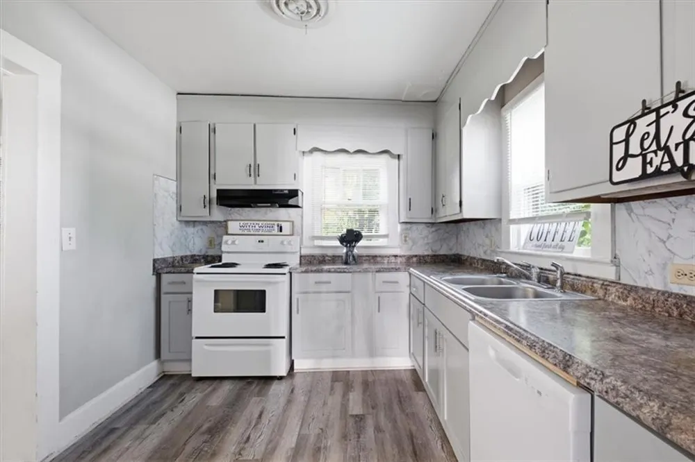 7 Grove Street Aragon, GA 30104