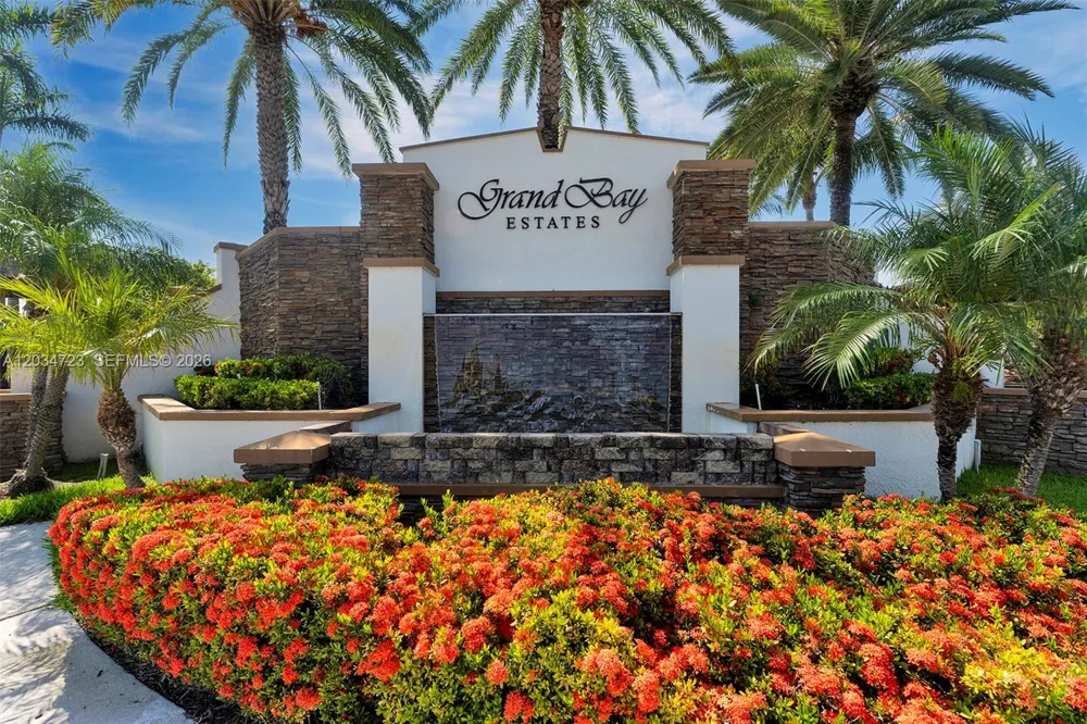 8890 NW 99th Path Doral, FL 33178