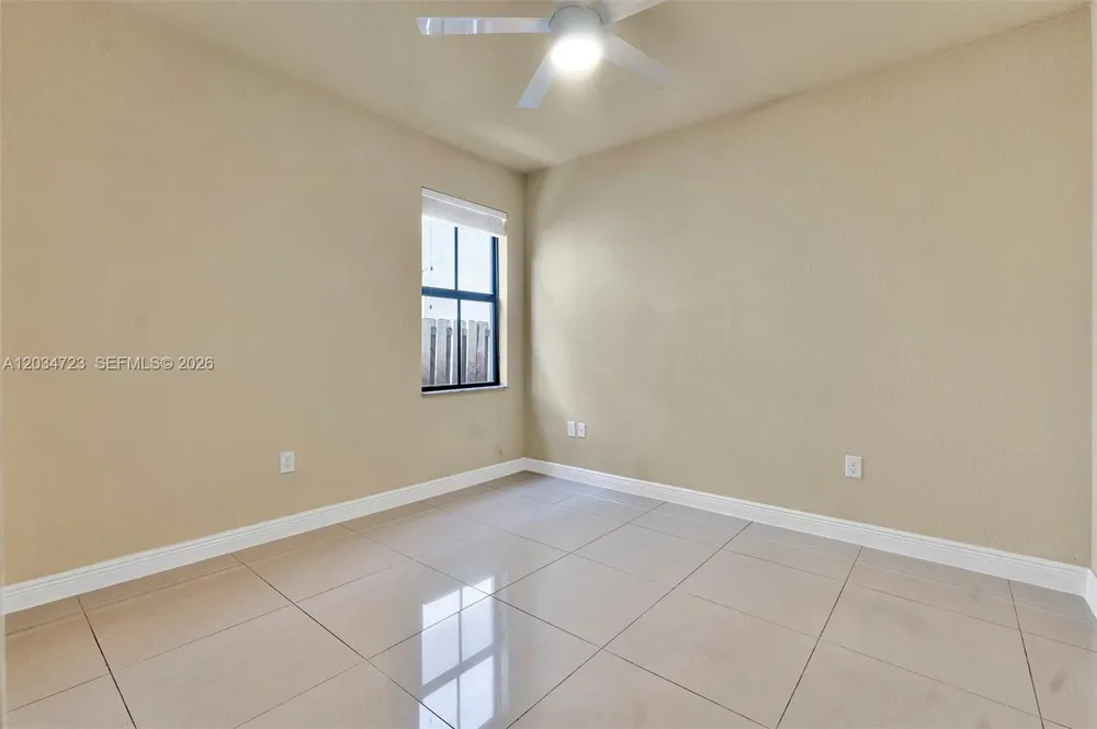 8890 NW 99th Path Doral, FL 33178