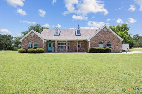 3912 Chisholm Trail