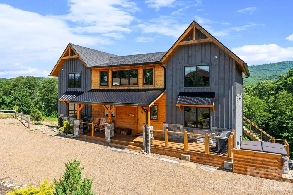1030 High Valley Overlook Banner Elk, NC 28604