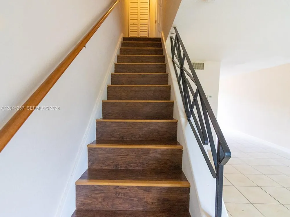 4648 NW 9th Dr #4648 Plantation, FL 33317