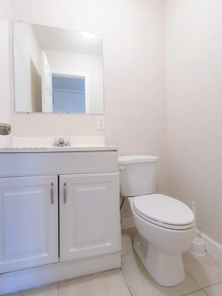 4648 NW 9th Dr #4648 Plantation, FL 33317