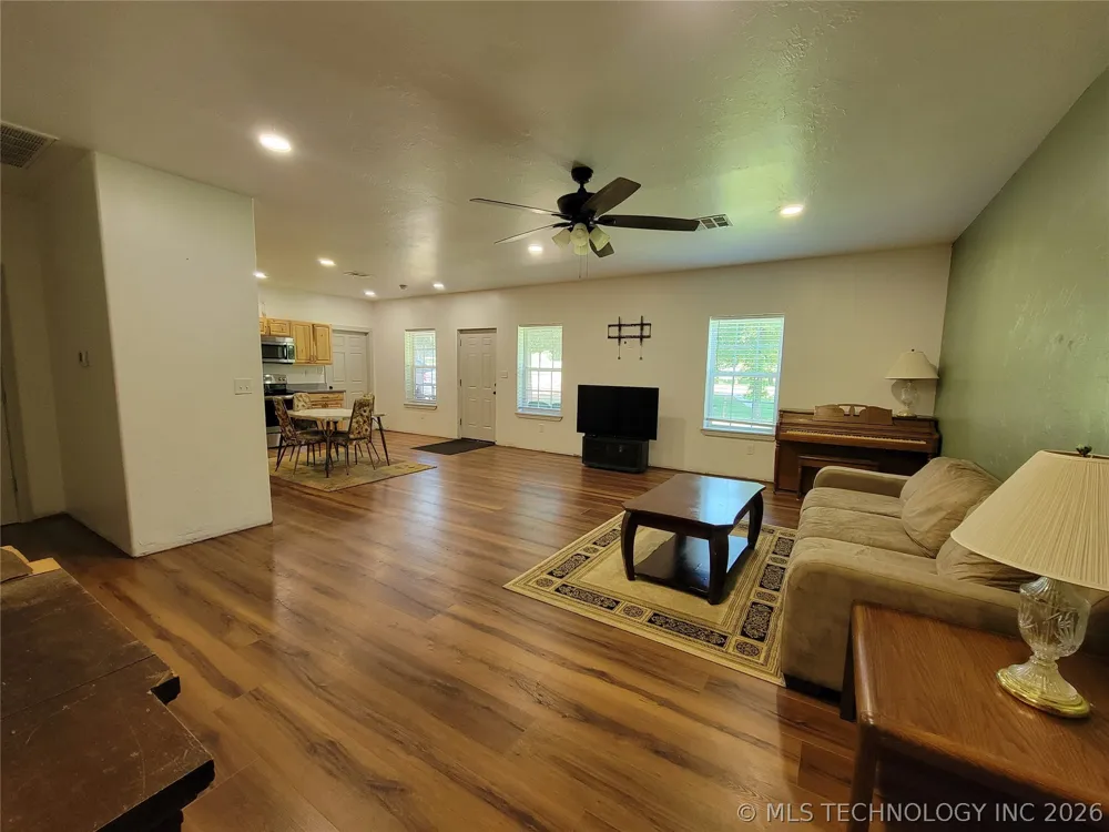 2913 120th NE Norman, OK 73026