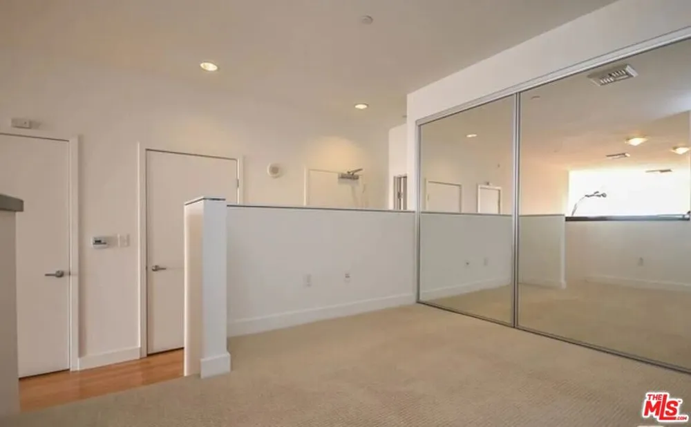 3810 Wilshire Boulevard #1711 Los Angeles, CA 90010