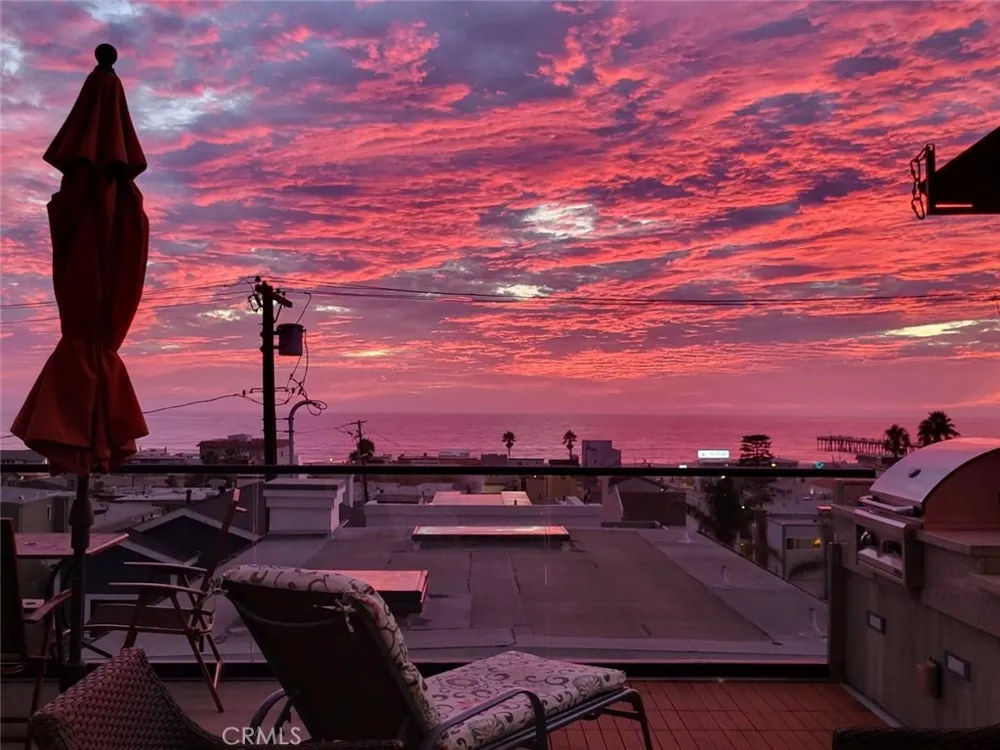 925 Monterey Hermosa Beach, CA 90254
