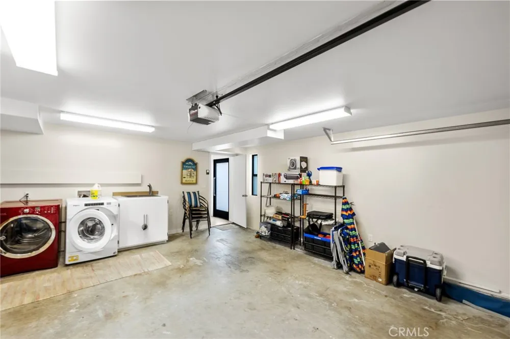 925 Monterey Hermosa Beach, CA 90254