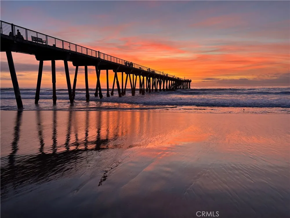 925 Monterey Hermosa Beach, CA 90254