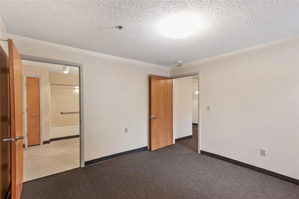 1360 E Alcy Road Memphis, TN 38106