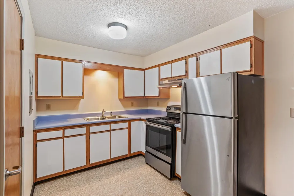 1360 E Alcy Road Memphis, TN 38106