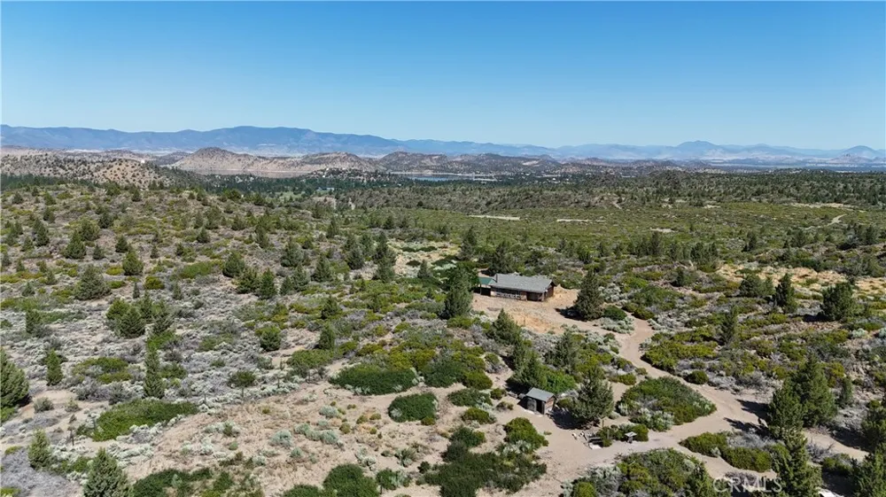 7021 Quarry Rd Weed, CA 96094