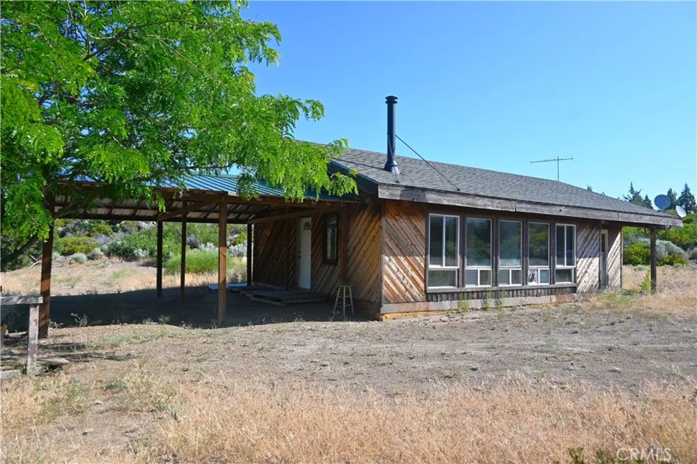 7021 Quarry Rd Weed, CA 96094