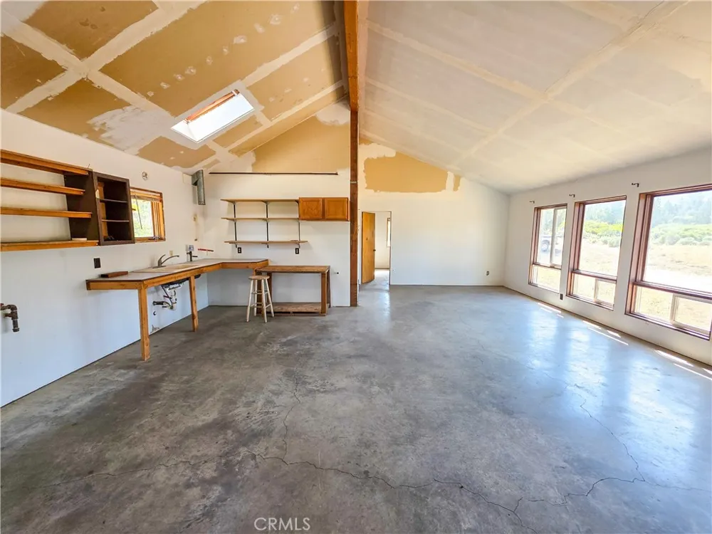 7021 Quarry Rd Weed, CA 96094
