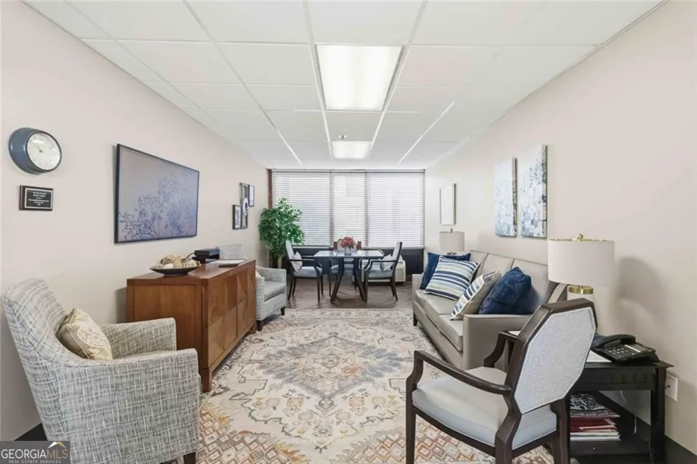 300 Johnson Ferry RD NE Sandy Springs, GA 30328