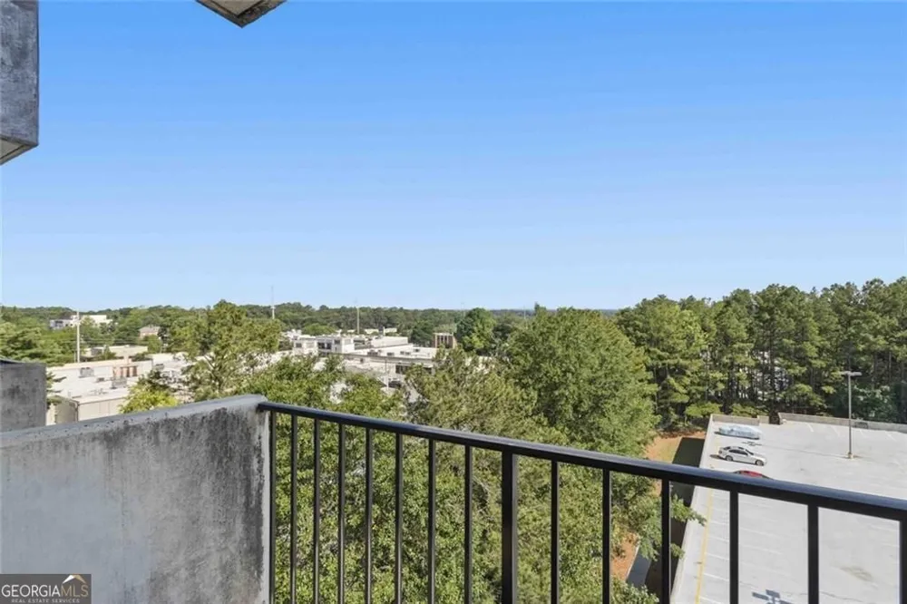 300 Johnson Ferry RD NE Sandy Springs, GA 30328