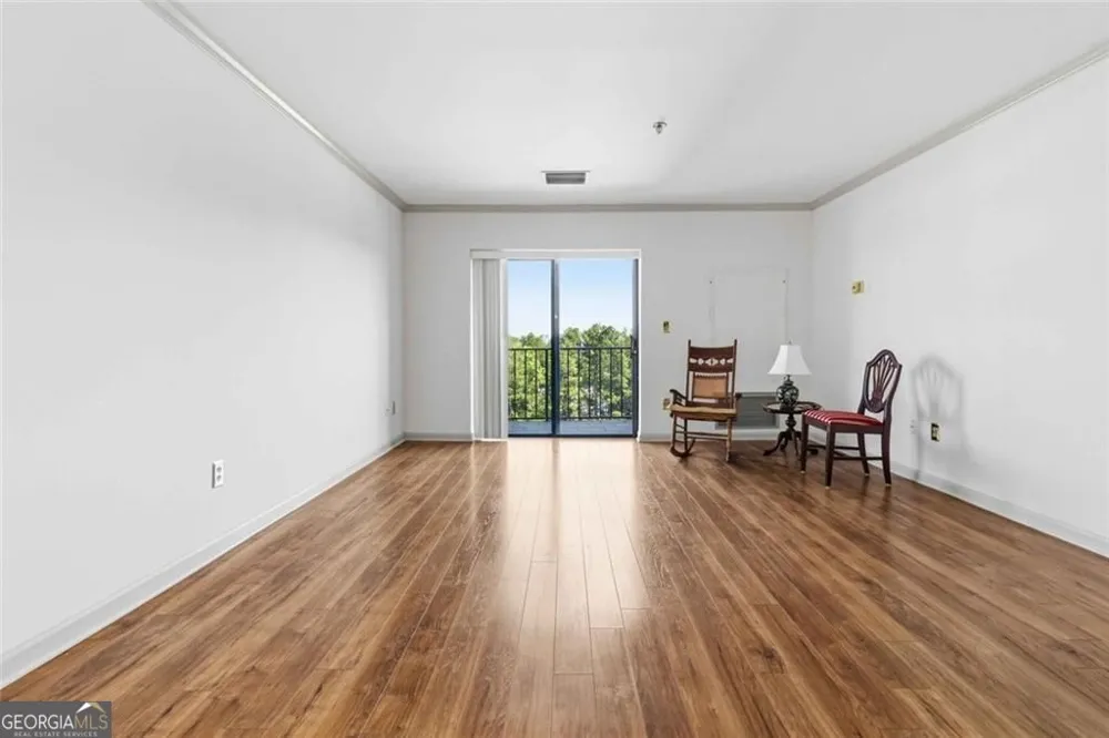 300 Johnson Ferry RD NE Sandy Springs, GA 30328