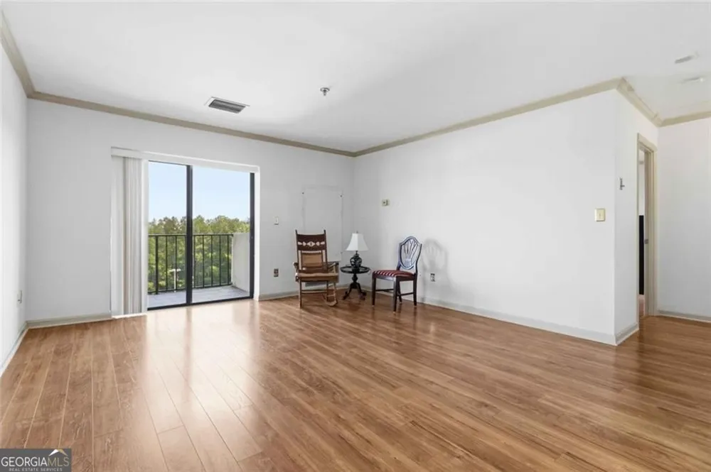 300 Johnson Ferry RD NE Sandy Springs, GA 30328
