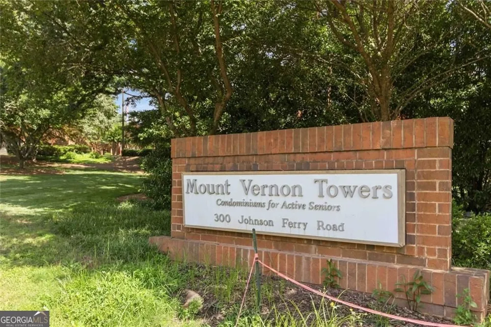 300 Johnson Ferry RD NE Sandy Springs, GA 30328