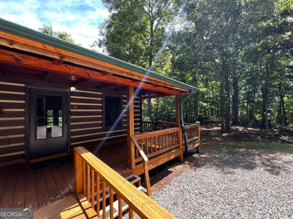 187 Tiffany LN Mineral Bluff, GA 30559