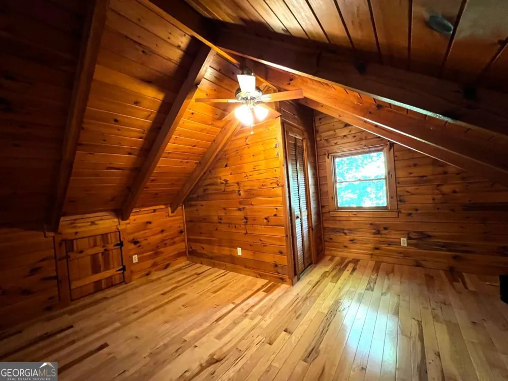187 Tiffany LN Mineral Bluff, GA 30559