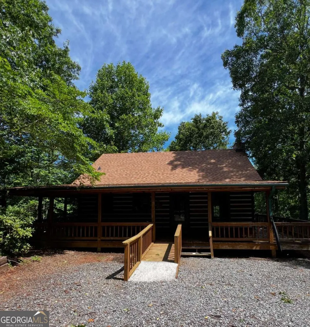 187 Tiffany LN Mineral Bluff, GA 30559