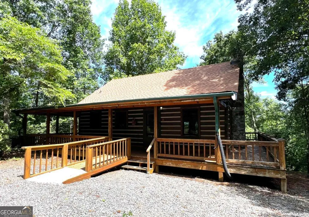 187 Tiffany LN Mineral Bluff, GA 30559