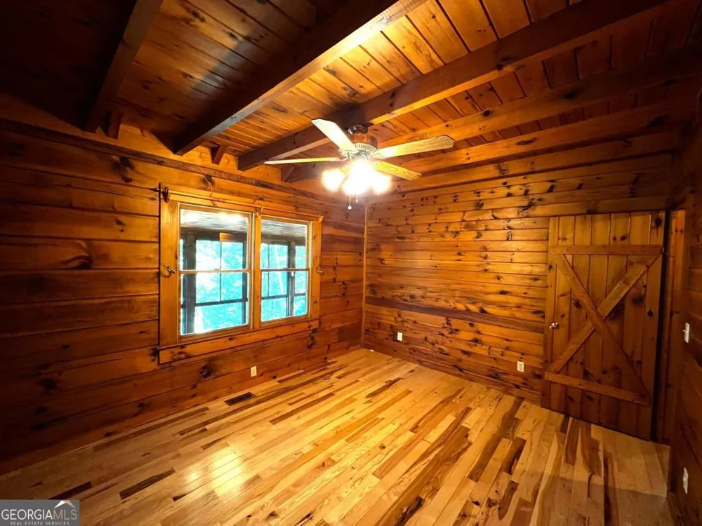 187 Tiffany LN Mineral Bluff, GA 30559