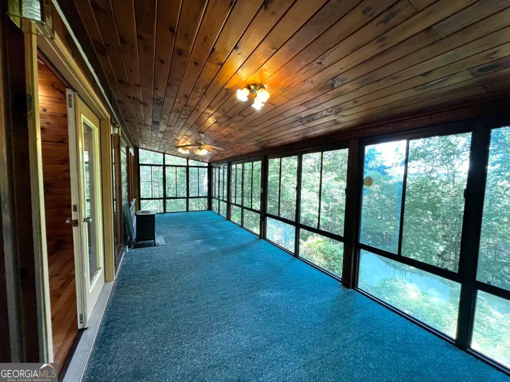 187 Tiffany LN Mineral Bluff, GA 30559