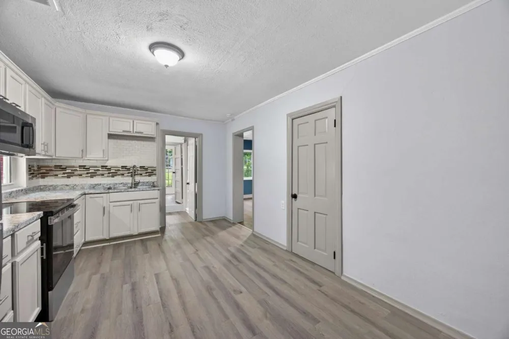 953 South AVE Forest Park, GA 30297