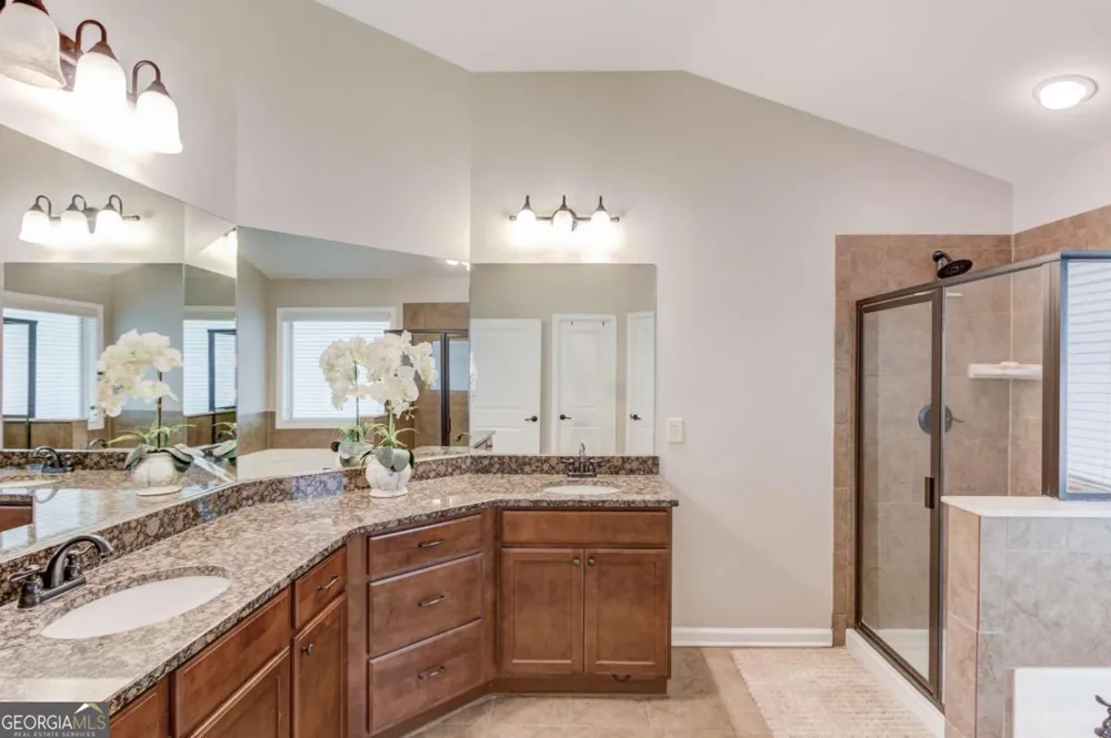 6005 Deer Walk TRL Sugar Hill, GA 30518