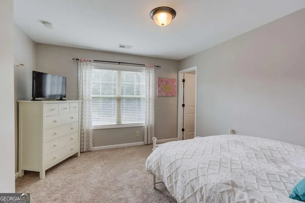 6005 Deer Walk TRL Sugar Hill, GA 30518