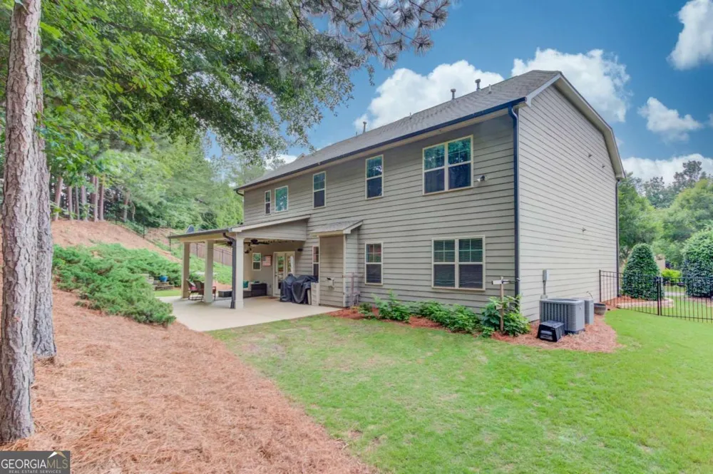 6005 Deer Walk TRL Sugar Hill, GA 30518